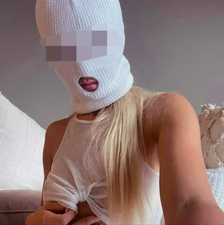 Rencontre gang bang bdsm hard petite salope soumise cagoulée de Nice